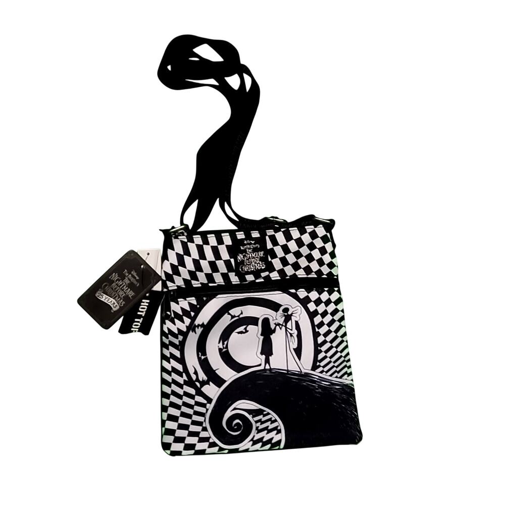 Loungefly NBC Heart Logo Passport Bag • 2018 • NWT MINT • VHTF
